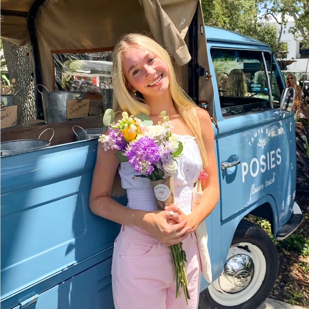 Meet your Posher, Cate